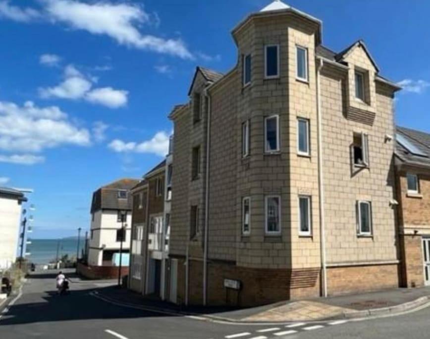 Seaside Modern Apartment Westward Ho!  Zewnętrze zdjęcie